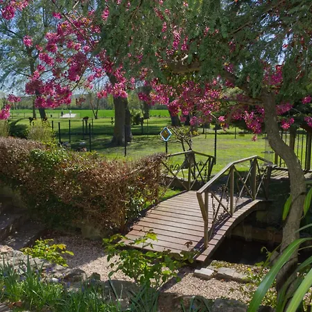 Le Moulin Des Chennevieres L