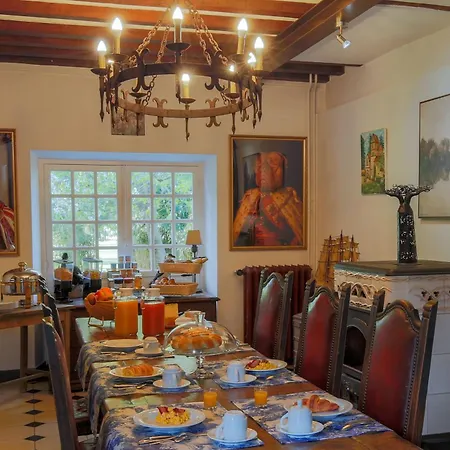 Le Moulin Des Chennevieres L Bed & Breakfast 3*